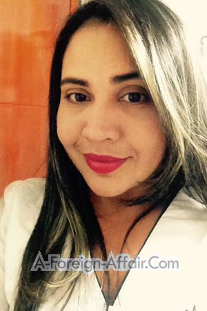 156363 - Darling Age: 40 - Colombia