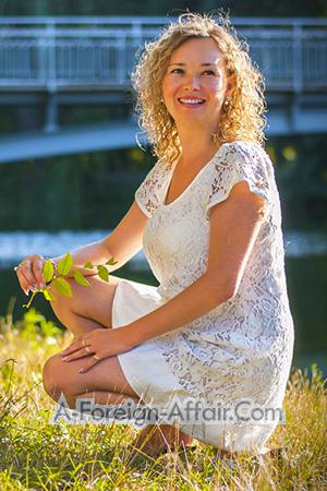 168785 - Elena Age: 53 - Ukraine