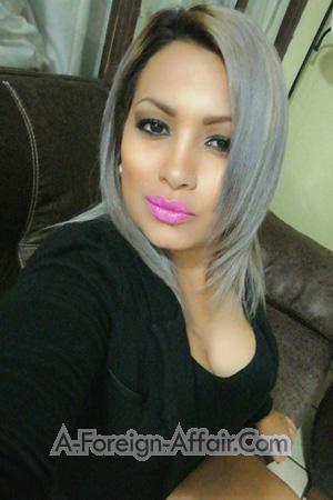 176040 - Joselyn Age: 40 - Costa Rica