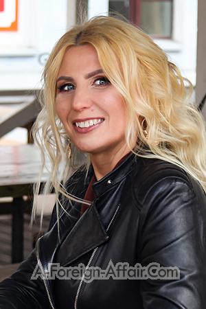 177294 - Yuliya Age: 54 - Russia