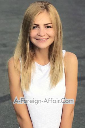 181106 - Irina Age: 25 - Ukraine