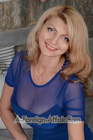 185511 - Elena Age: 53 - Ukraine