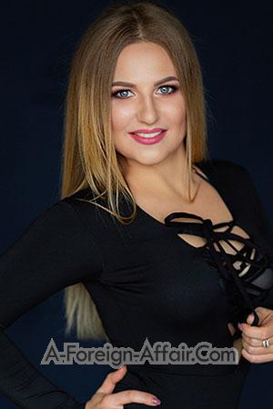 186211 - Elena Age: 36 - Ukraine