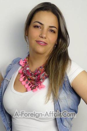 190461 - July Age: 35 - Colombia