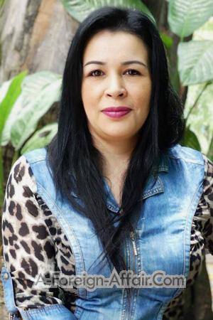191153 - Sandra Age: 46 - Colombia