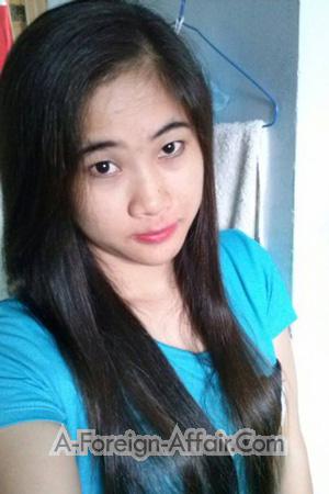 193488 - Thi Nhu Trang Age: 34 - Vietnam