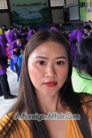 194907 - Siraporn Age: 36 - Thailand