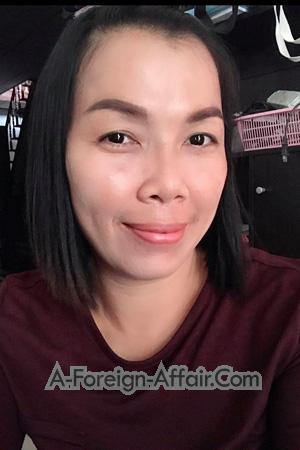 195804 - Runglawan  (Pookie) Age: 48 - Thailand