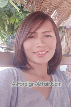 199283 - Naowarart (Nao) Age: 43 - Thailand