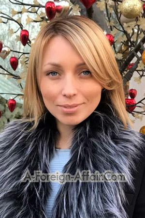 201261 - Daria Age: 41 - Italy