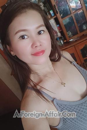 202800 - Merie Chris Age: 34 - Philippines