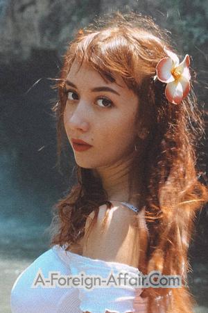 203637 - Victoria Age: 19 - Russia