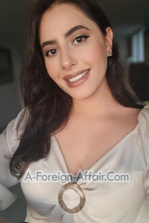 203670 - Fernanda Age: 33 - Colombia