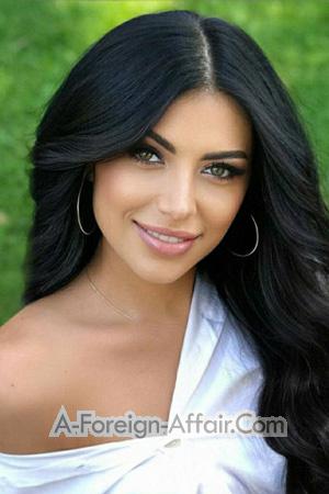 204099 - Diana Age: 33 - Russia