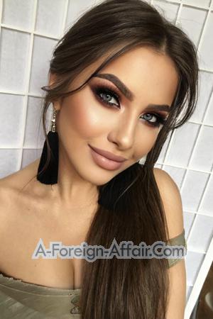205061 - Daria Age: 24 - Russia