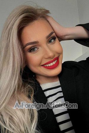206004 - Snezhana Age: 21 - Belarus
