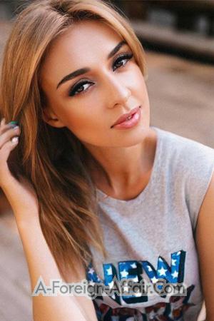 206450 - Yuliia Age: 34 - Ukraine