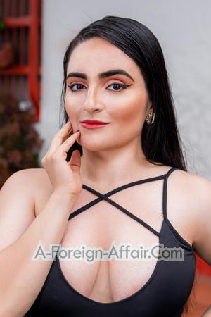 206696 - Julieth Age: 24 - Colombia