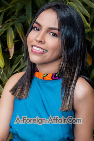 206828 - Isabella Age: 21 - Colombia