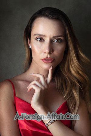 208227 - Olga Age: 30 - United Arab Emirates