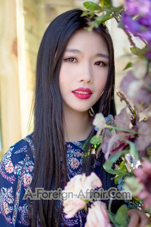 208645 - Shirley Age: 25 - China