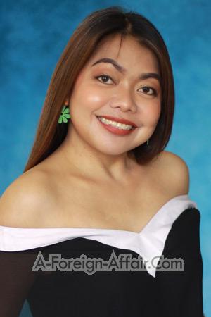 210552 - Sylvia Age: 42 - Philippines