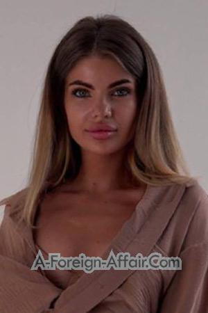 210788 - Elena Age: 22 - Ukraine