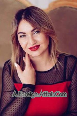 211243 - Elena Age: 36 - Ukraine