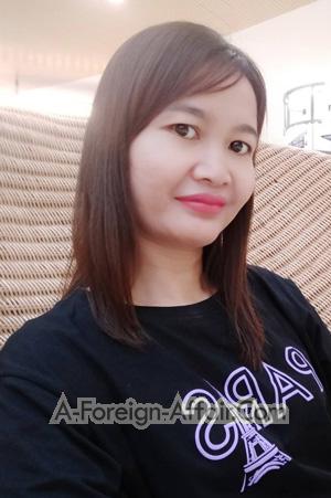 212270 - Somthawan Age: 39 - Thailand