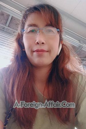 212923 - Chanapha Age: 49 - Thailand