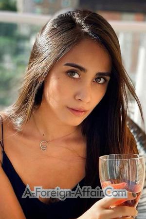 212972 - Isabella Age: 35 - Colombia