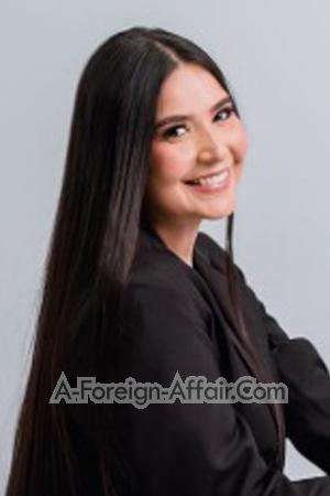 213743 - Adriana Age: 29 - Colombia