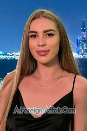 213852 - Anna Age: 23 - Ukraine