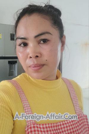 214530 - Sokny Age: 41 - Cambodia