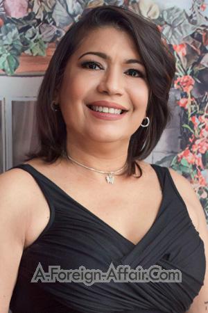215397 - Yudeny Age: 53 - Peru