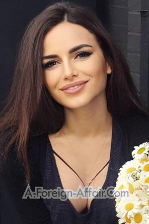 215784 - Karolina Age: 25 - Ukraine