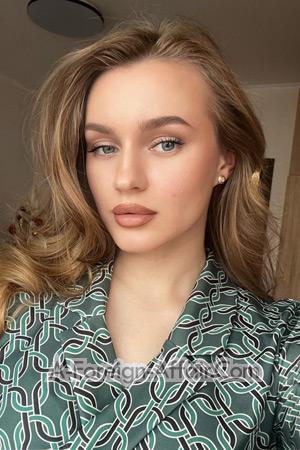 216512 - Anna Age: 23 - Ukraine