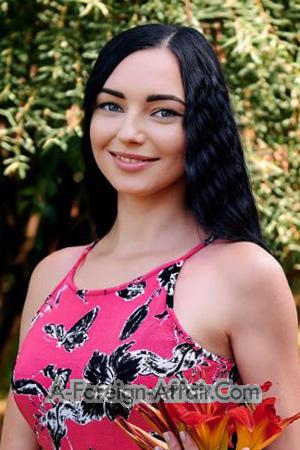 216940 - Iryna Age: 33 - Ukraine