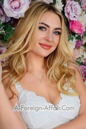 218360 - Lily Age: 41 - Ukraine
