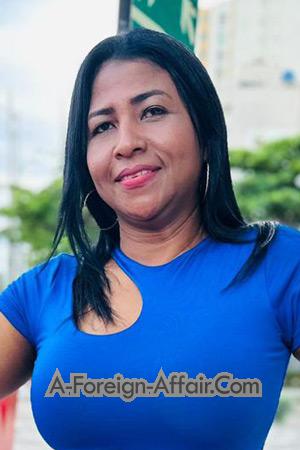 219509 - Pili Age: 50 - Colombia