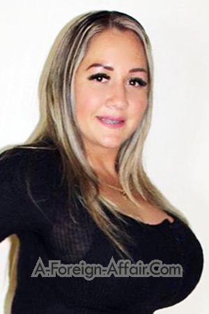 219585 - Kiara Age: 34 - Costa Rica