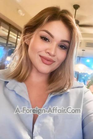 219924 - Gina Age: 27 - Colombia