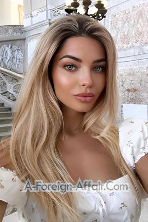 219987 - Elize Age: 28 - Latvia