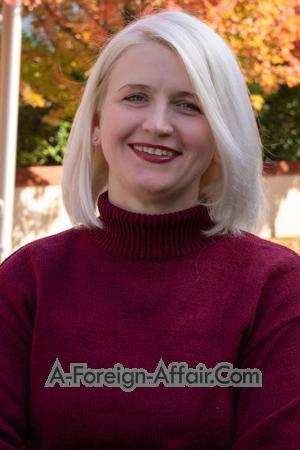 220747 - Tetiana Age: 43 - Ukraine