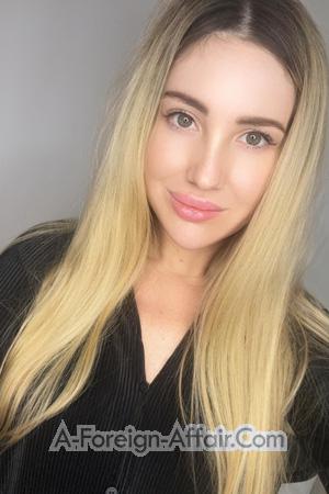 221221 - Karina Age: 33 - Ukraine