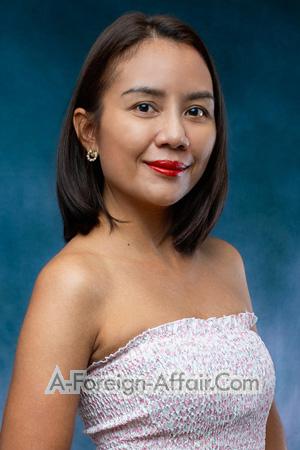 222063 - Jariya Age: 39 - Thailand