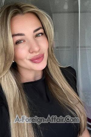 222201 - Alina Age: 30 - Ukraine