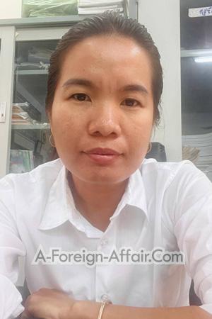 Ladies of Kandal Stueng