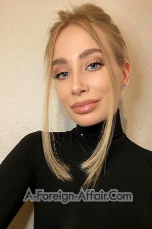 224344 - Valentina Age: 33 - Ukraine