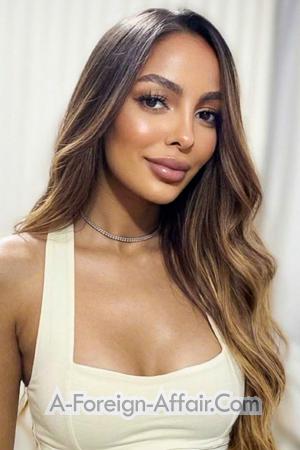 224384 - Lara Age: 27 - Brazil